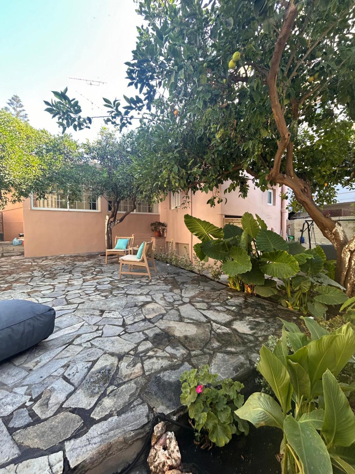 فيلا Joyful Secret Garden House خانيا المظهر الخارجي الصورة