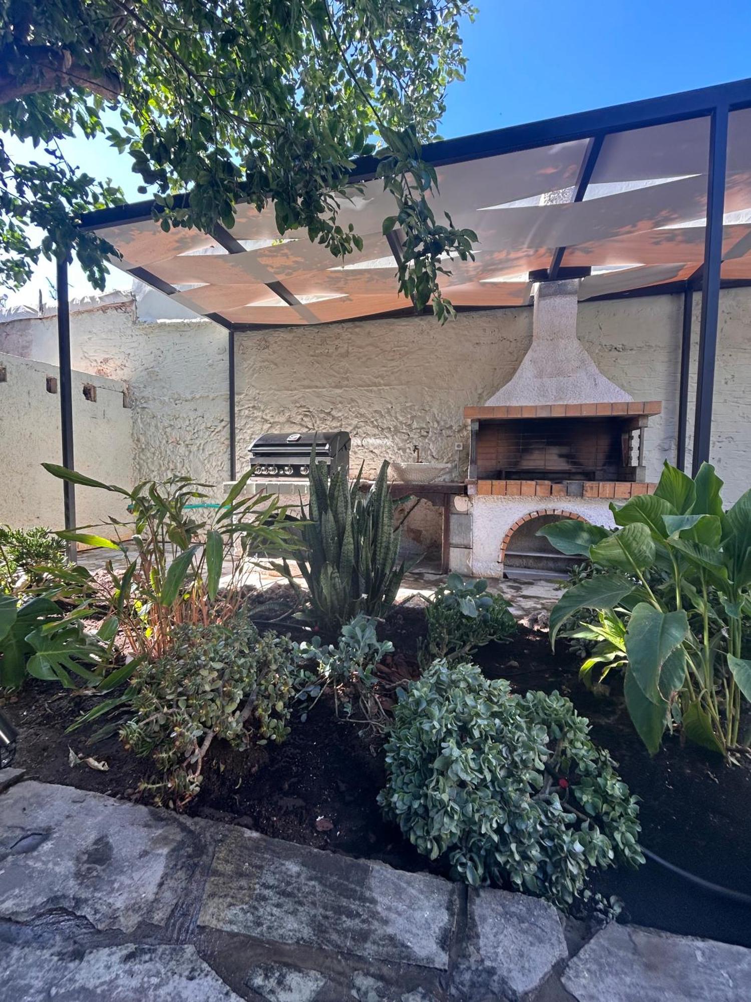 فيلا Joyful Secret Garden House خانيا المظهر الخارجي الصورة